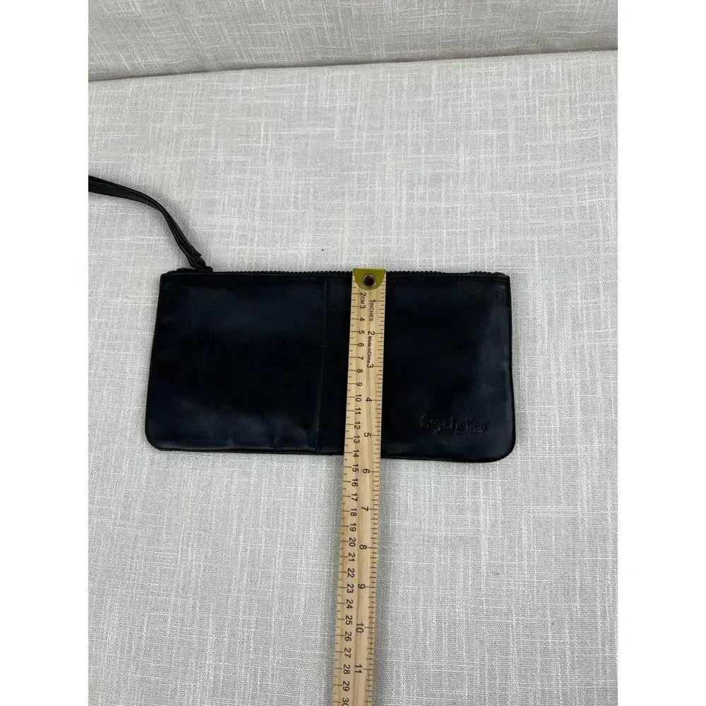 Seychelles black leather